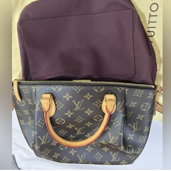 Louis Vuitton TURENNE PM MONOGRAM like new - Picture 9 of 11